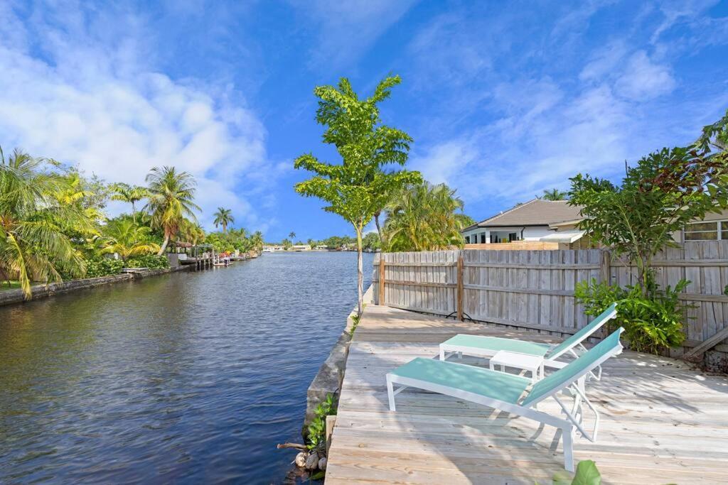 Waterfront-Heated Pool-Mini Golf-Game Room-2Mi Beach Fort Lauderdale Exterior foto