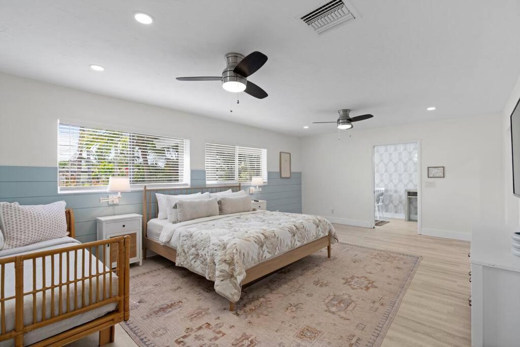 Waterfront-Heated Pool-Mini Golf-Game Room-2Mi Beach Fort Lauderdale Exterior foto