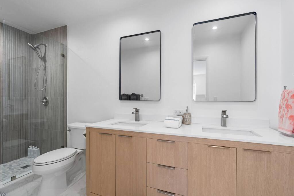 Waterfront-Heated Pool-Mini Golf-Game Room-2Mi Beach Fort Lauderdale Exterior foto