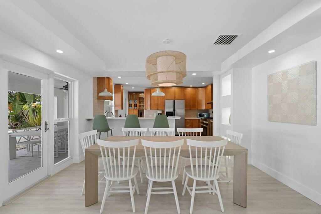 Waterfront-Heated Pool-Mini Golf-Game Room-2Mi Beach Fort Lauderdale Exterior foto