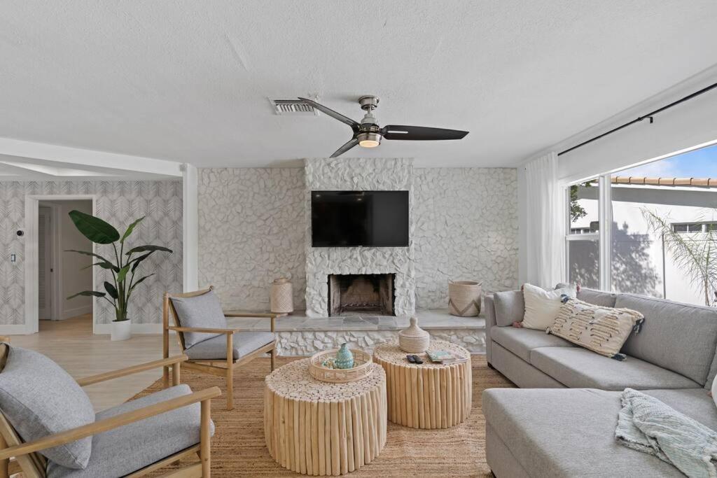 Waterfront-Heated Pool-Mini Golf-Game Room-2Mi Beach Fort Lauderdale Exterior foto